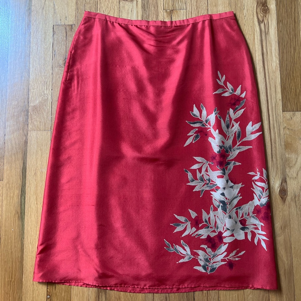 Never worn Banana Republic silk skirt